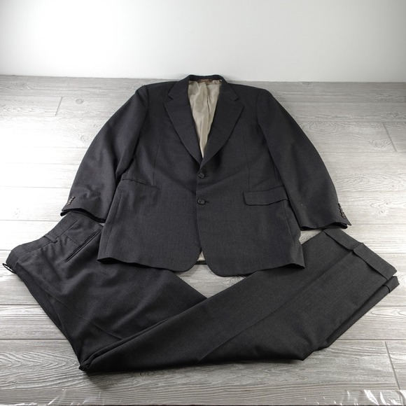 Paul Stuart Suit Men's Size 44L 38W 2 Piece Lined Made in Canada Dark Gray
